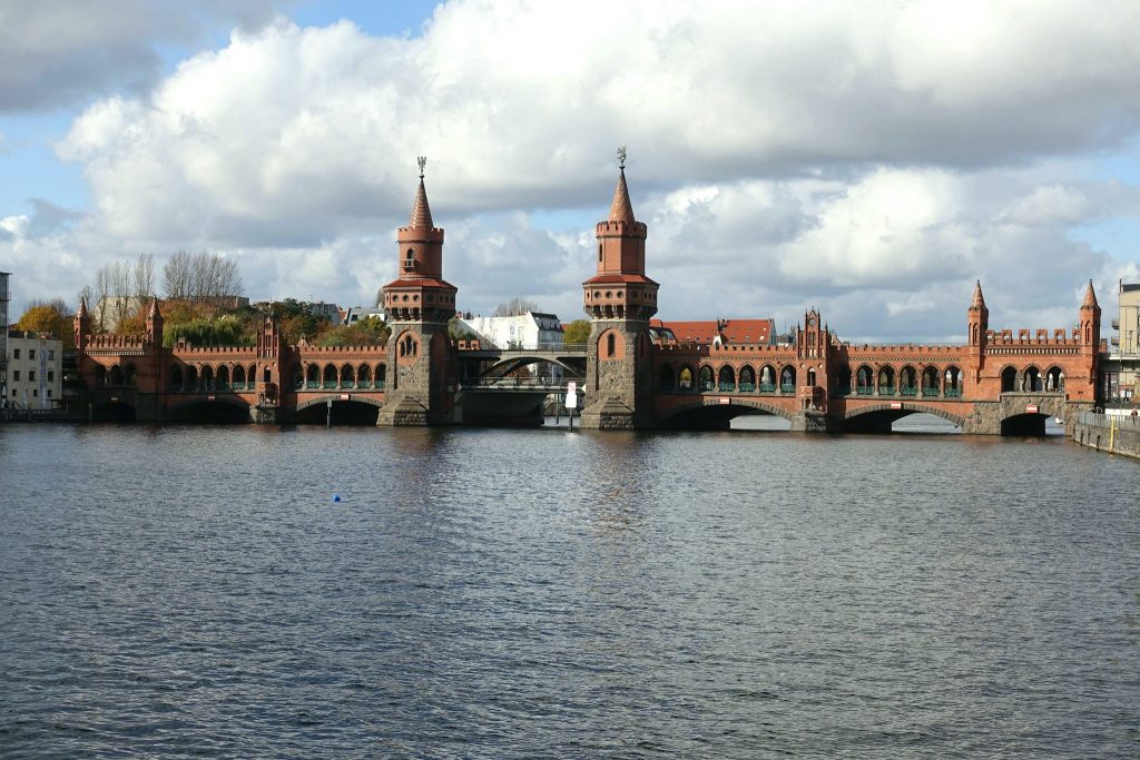 Berlin Friedrichshain-Kreuzberg Spree river view