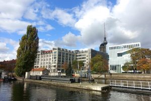 Berlin Friedrichshain-Kreuzberg Spree river view